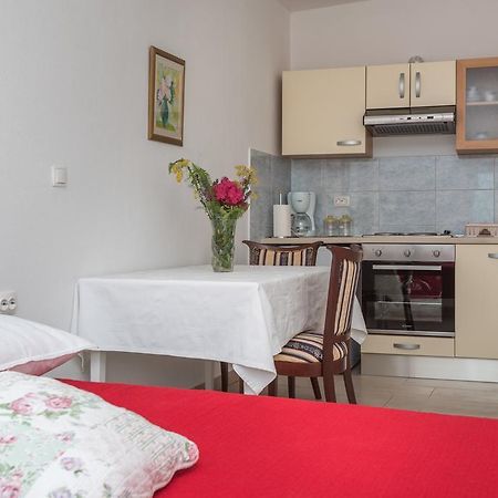 Apartments Coce Трогир Экстерьер фото