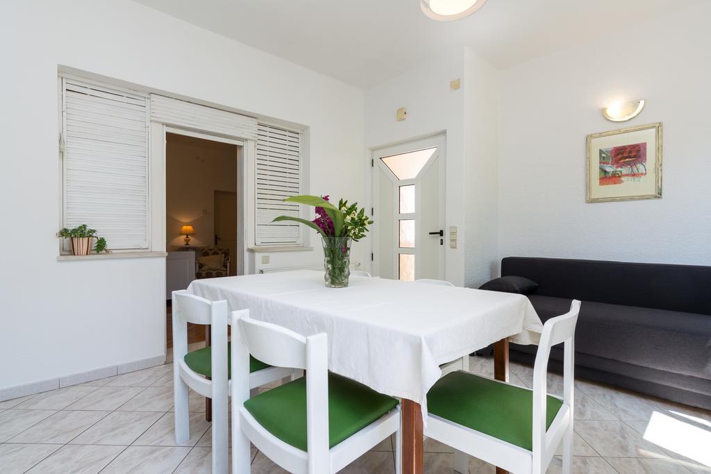 Apartments Coce Трогир Экстерьер фото