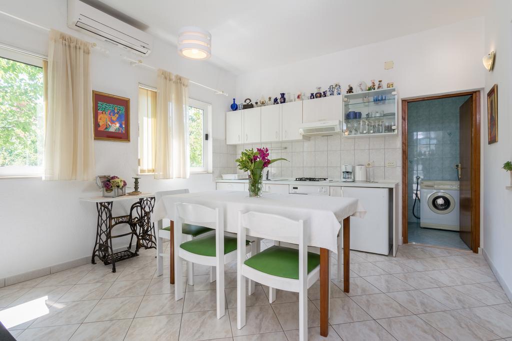 Apartments Coce Трогир Экстерьер фото