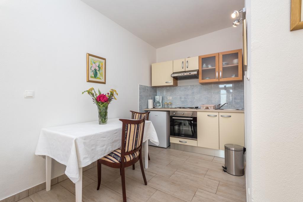 Apartments Coce Трогир Экстерьер фото