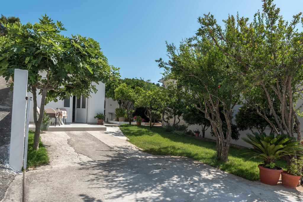Apartments Coce Трогир Экстерьер фото