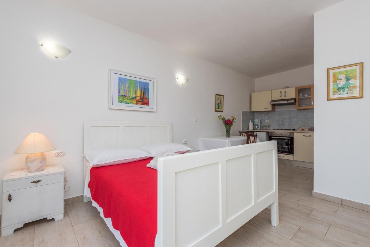 Apartments Coce Трогир Экстерьер фото
