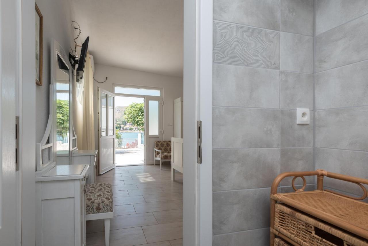 Apartments Coce Трогир Экстерьер фото