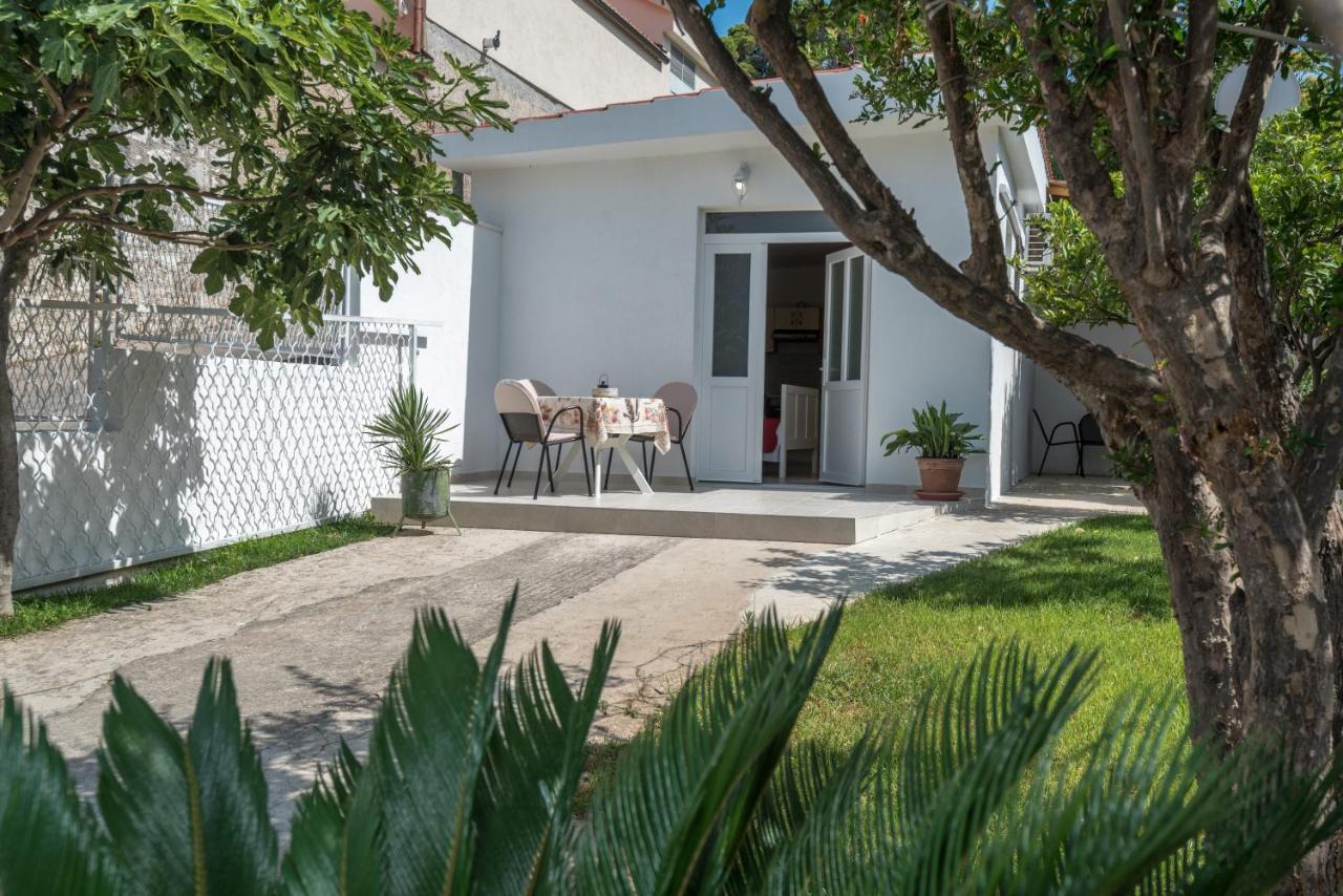 Apartments Coce Трогир Экстерьер фото